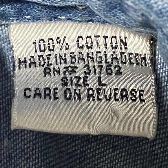 Vintage Cool Blues Embroidered Garden Teddy Bear Denim Button Down Shirt - Picture 8 of 9